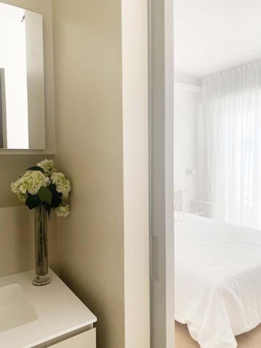 The Window On The Theatre And The Cathedral - Luxury Apartment كومو المظهر الخارجي الصورة