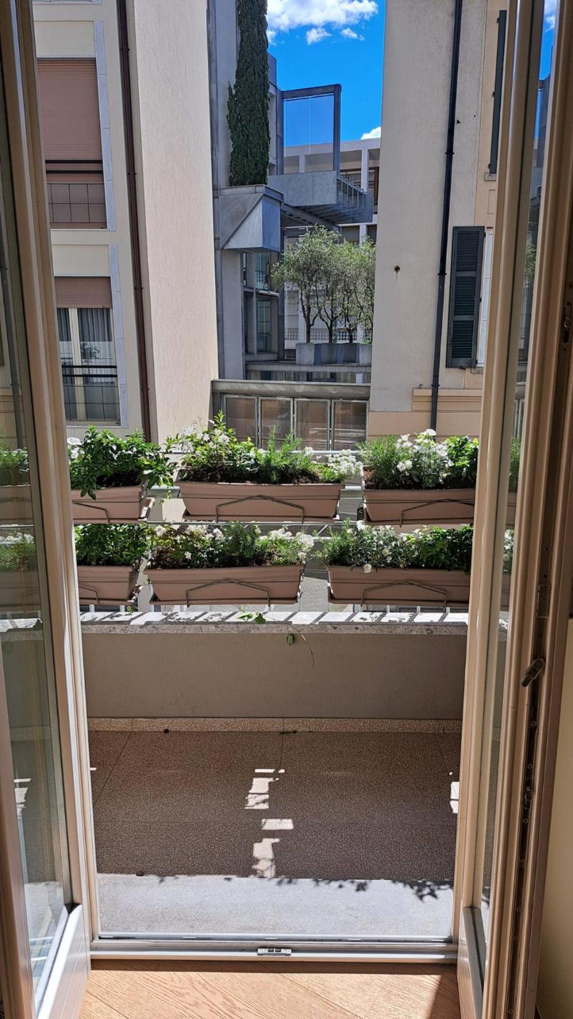 The Window On The Theatre And The Cathedral - Luxury Apartment كومو المظهر الخارجي الصورة